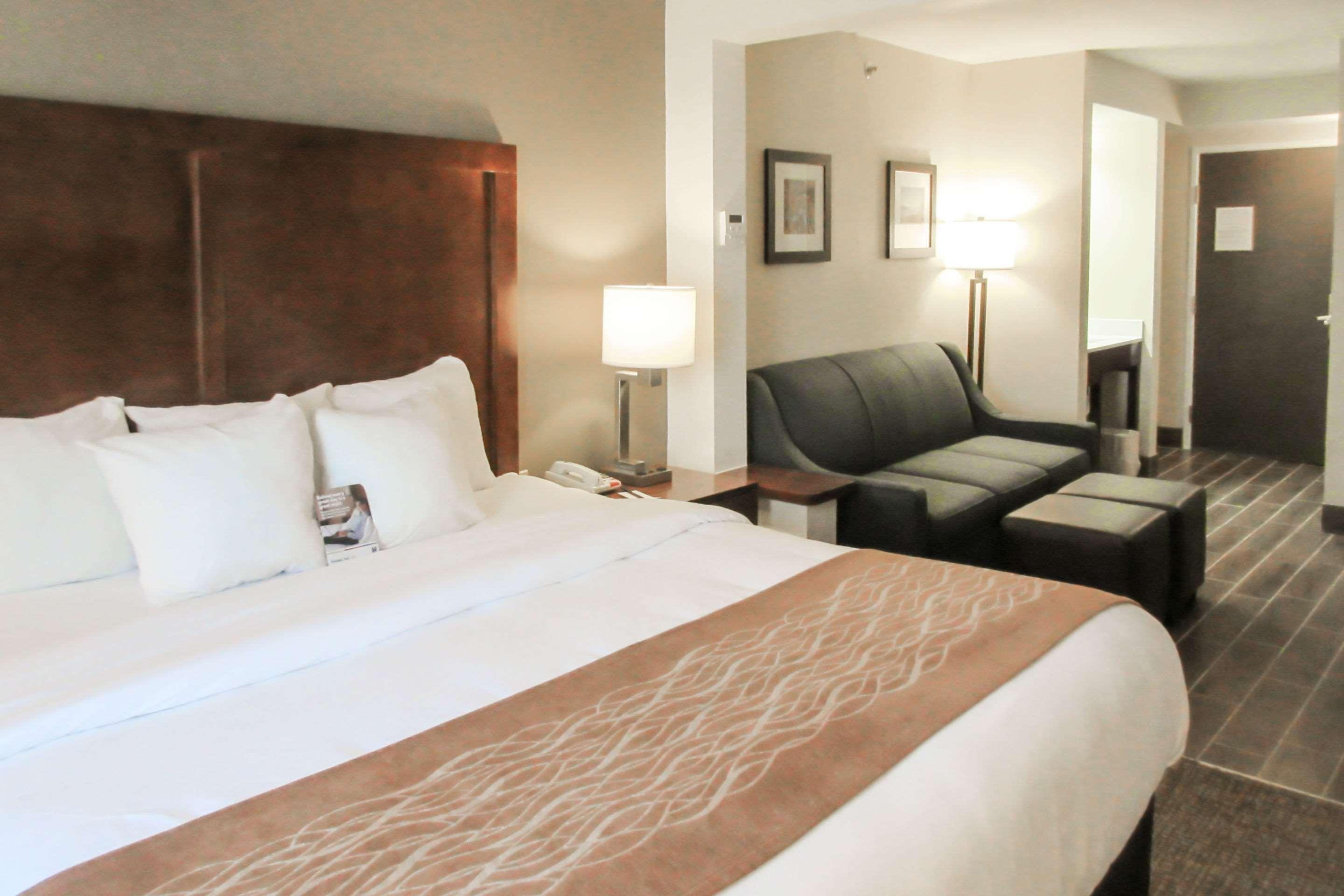 Comfort Inn & Suites Wilkes Barre - Arena Bagian luar foto