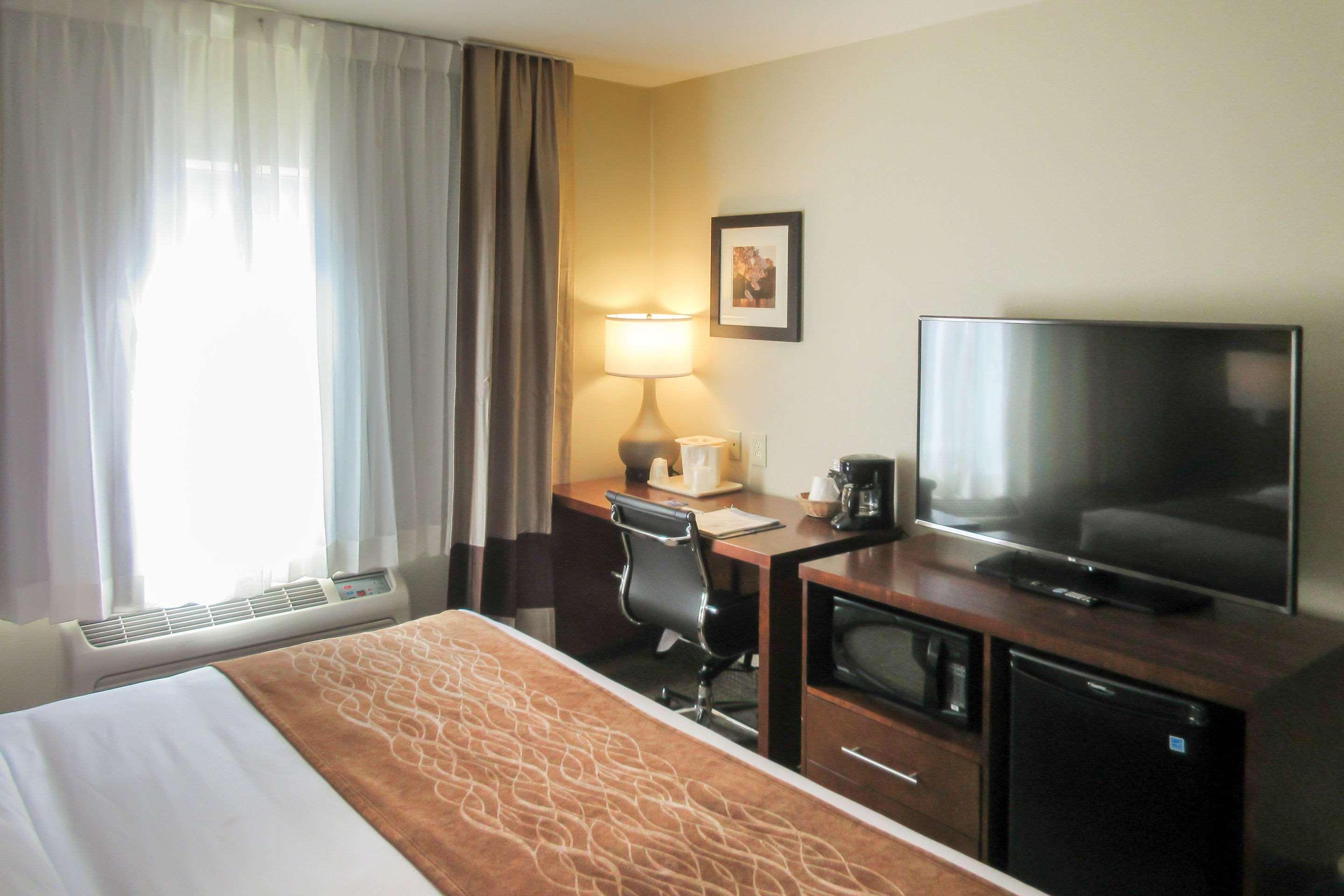 Comfort Inn & Suites Wilkes Barre - Arena Bagian luar foto