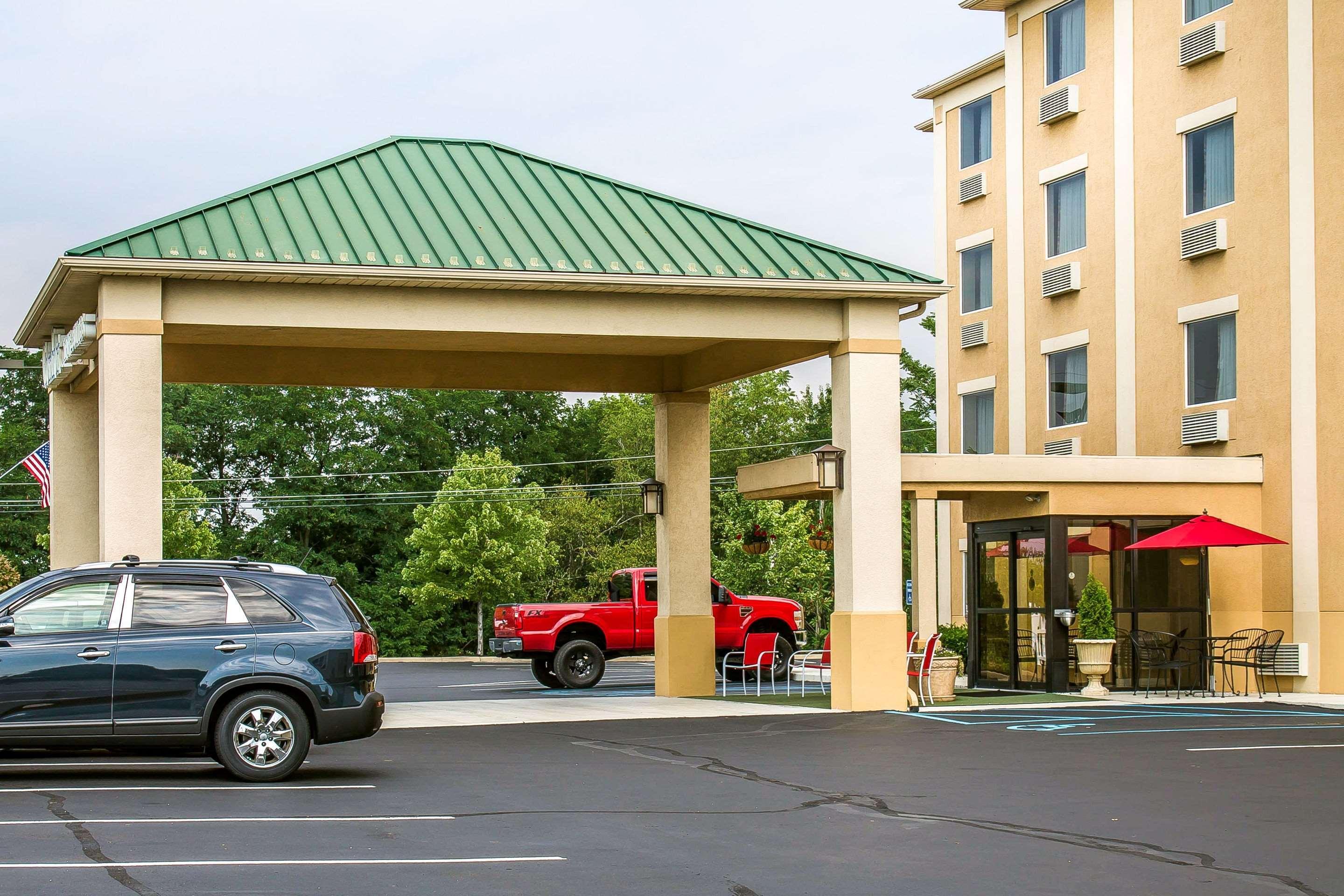 Comfort Inn & Suites Wilkes Barre - Arena Bagian luar foto