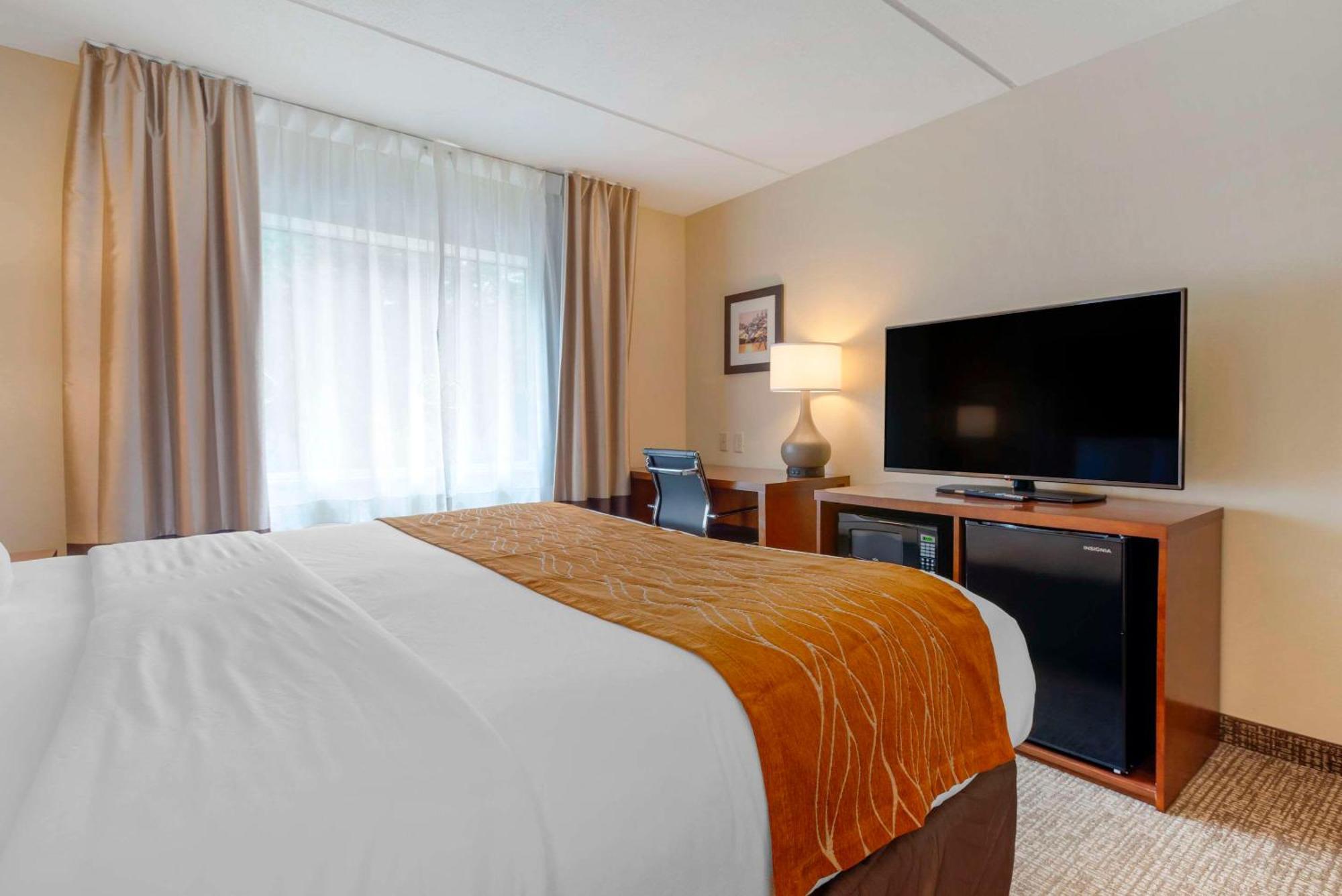Comfort Inn & Suites Wilkes Barre - Arena Bagian luar foto