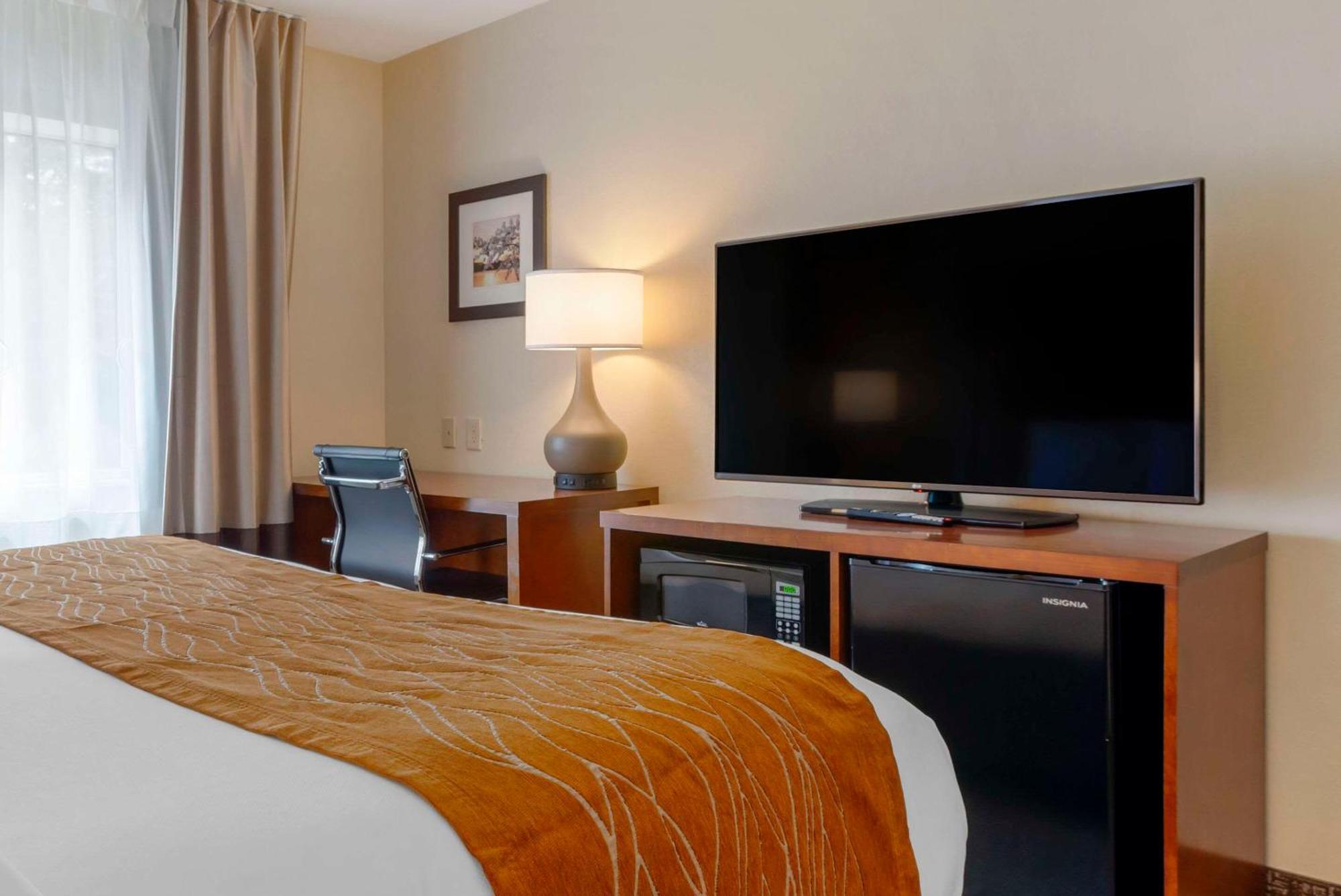 Comfort Inn & Suites Wilkes Barre - Arena Bagian luar foto